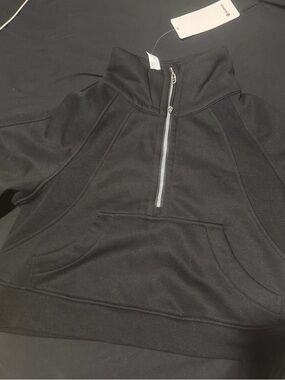 Lululemon Scuba